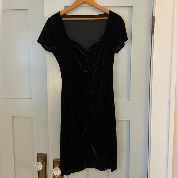 Abercrombie & Fitch Dresses & Skirts - Velvet rouched dress from Abercrombie